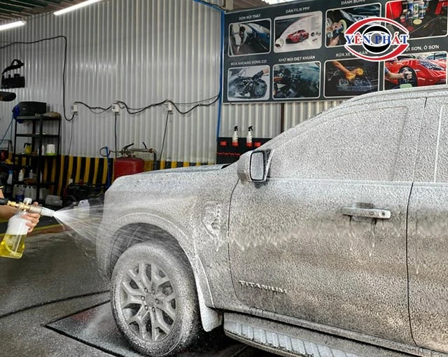 Rửa xe Trần Huấn 