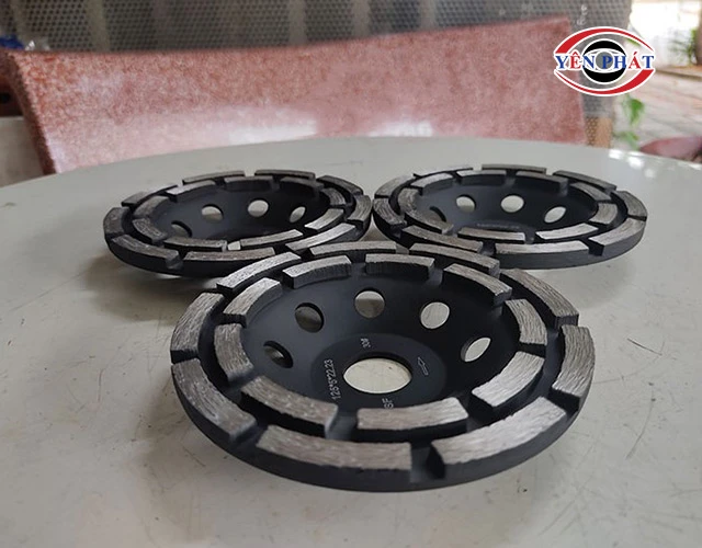 đĩa mài bóng bê tông SF 125