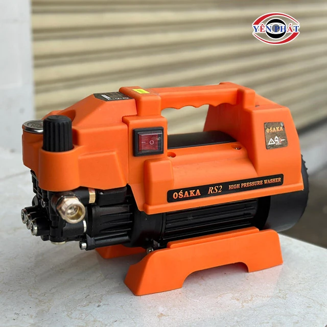 Máy xịt rửa xe Osaka 2400W