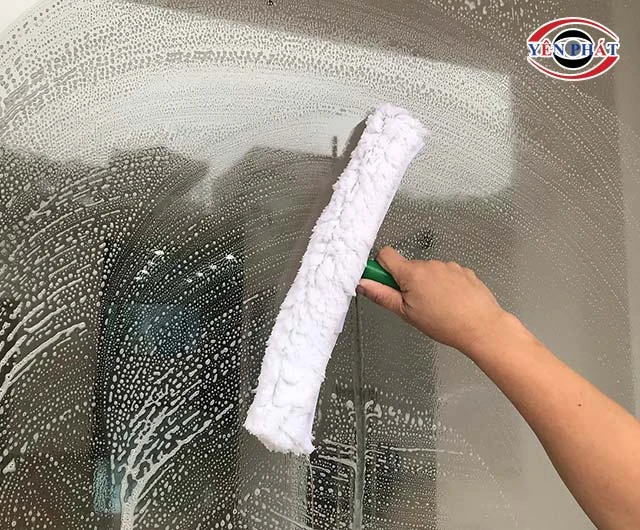 Hướng dẫn cách sử dụng cây lau kính: Đơn giản, Hiệu quả