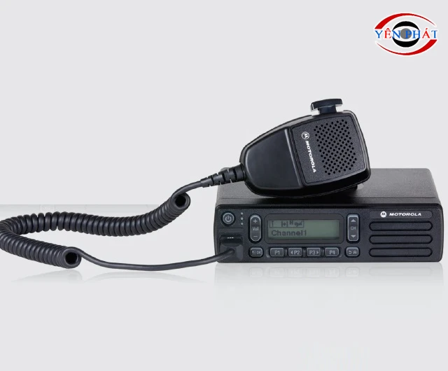 Bộ đàm ô tô Motorola XIR M8628i