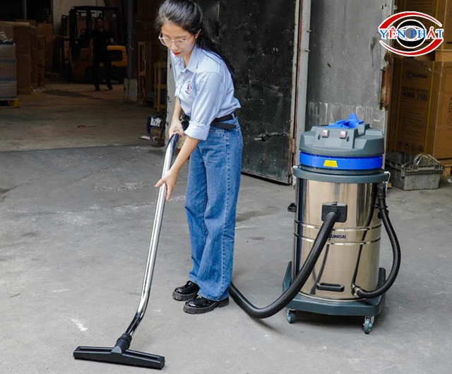 Máy hút bụi nhà xưởng