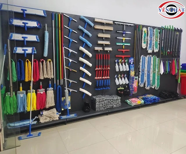 Mua dụng cụ vệ sinh công nghiệp 
