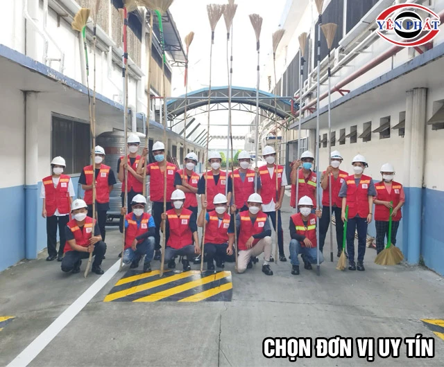 Chọn dịch vụ vệ sinh công nghiệp Bình Dương