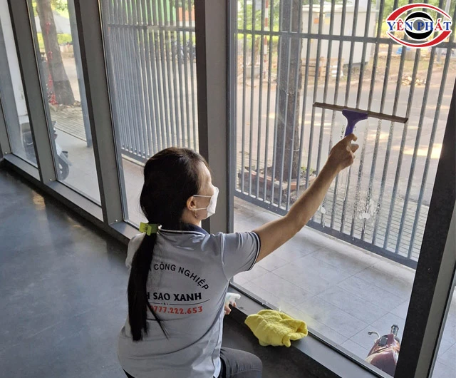 vệ sinh công nghiệp Bình Dương ánh sao xanh