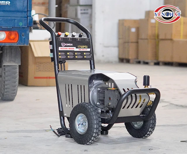 máy rửa xe Kumisai
