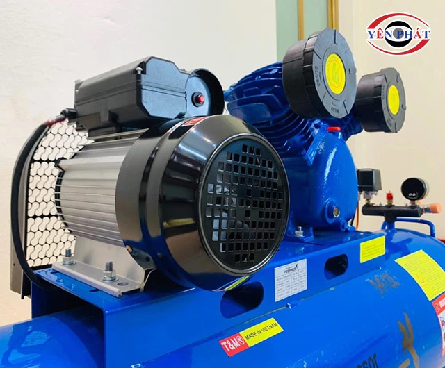 động cơ của máy nén khí chạy xăng