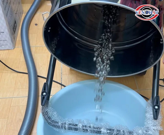 đổ rác của Máy hút bụi công nghiệp Hukan
