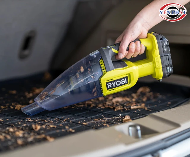 Máy hút bụi pin Ryobi PCL705B