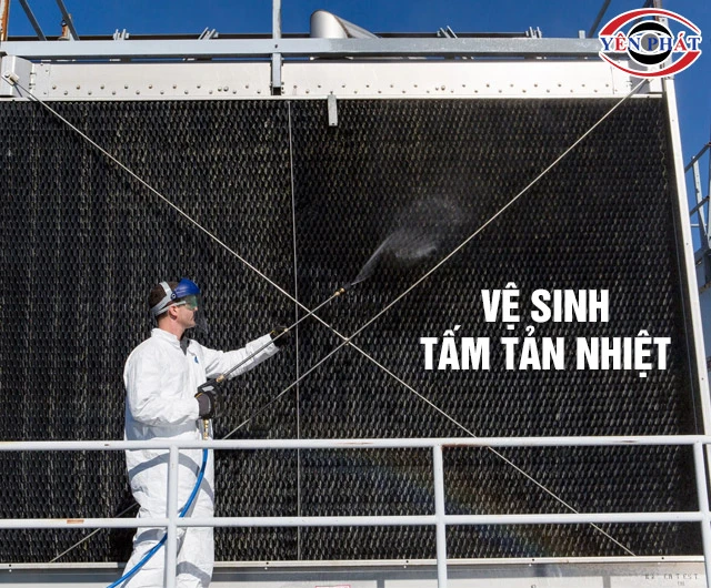 làm sạch tấm tản nhiệt bảo dưỡng tháp giải nhiệt