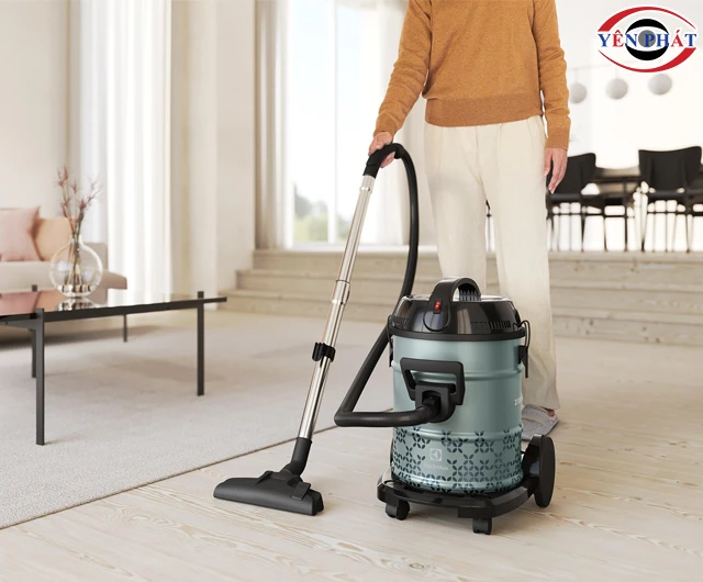 Máy hút bụi Electrolux Drum EFW51612