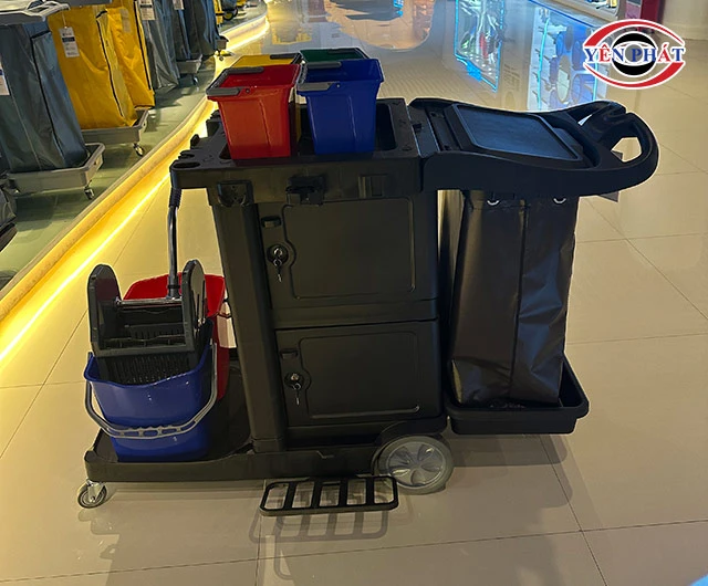 xe dọn vệ sinh KMS AF08190H