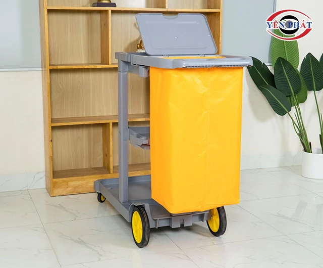 Xe trolley vệ sinh