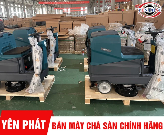 Bán máy chà sàn ngồi lái Kumisai KMS D7