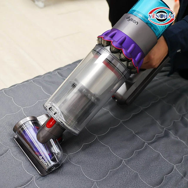 máy hút bụi Dyson