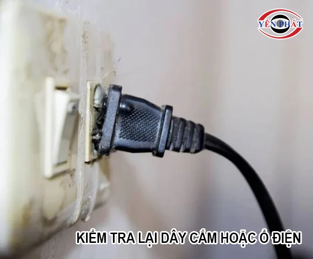 kiểm tra ổ cắm điện