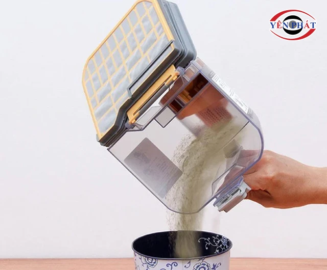 vệ sinh máy sau khi hút tóc