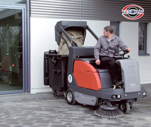 xe quét rác Hako tiện lợi
