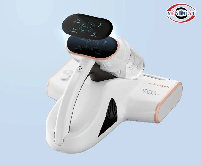 Máy hút bụi Uwant được trang bị màn led hiện đại