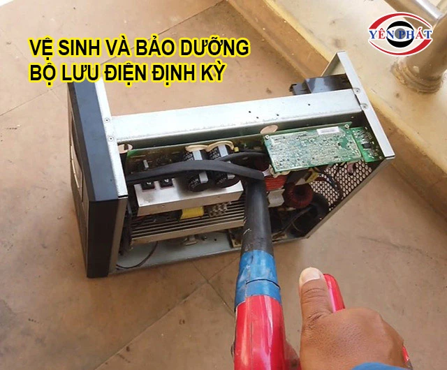 vệ sinh bộ lưu điện định kỳ