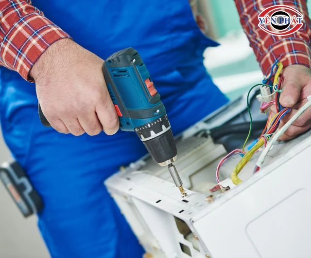 Hỗ trợ sửa chữa, thay thế linh kiện