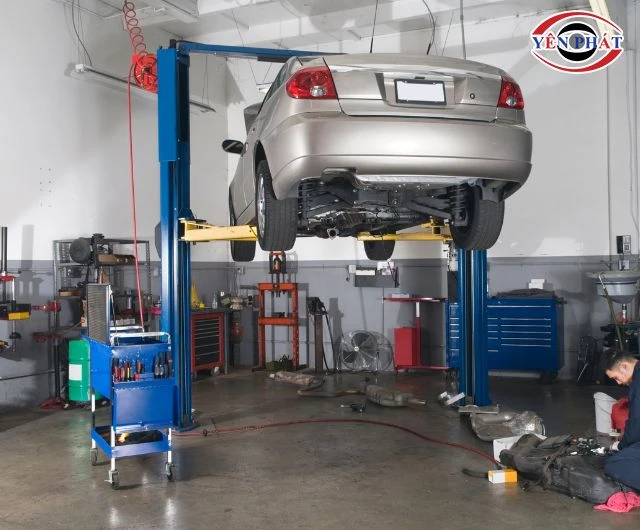 Cầu nâng ô tô là thiết bị hỗ trợ rửa xe
