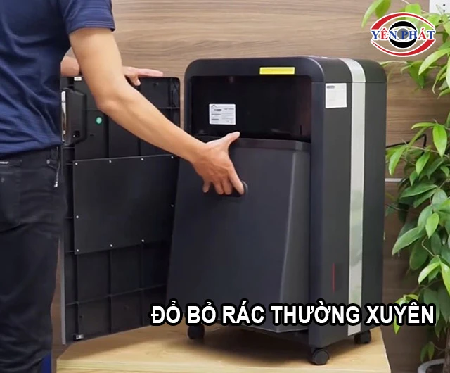 đổ rác thường xuyên