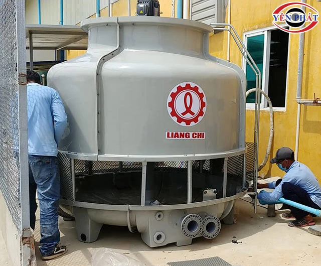 Lắp đặt tháp giải nhiệt nước Liang Chi LBC-40RT