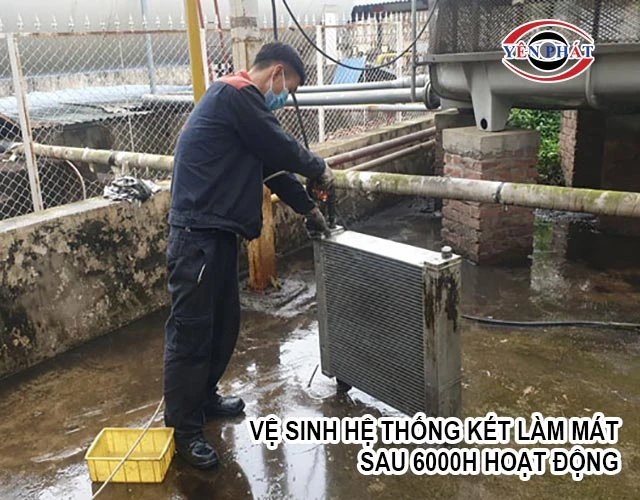 Vệ sinh hệ thống két nước làm mát