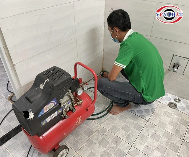 Máy nén khí thông cống