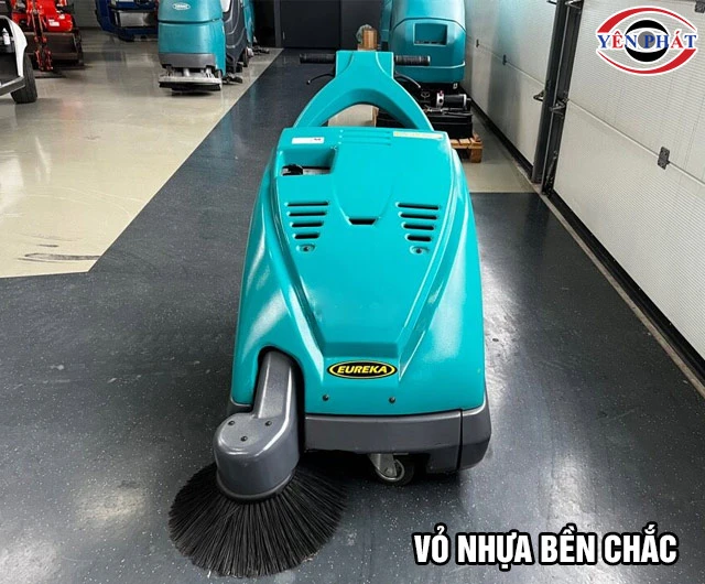 Xe quét rác nhà xưởng đẩy tay Kobra 550 EB bền bỉ