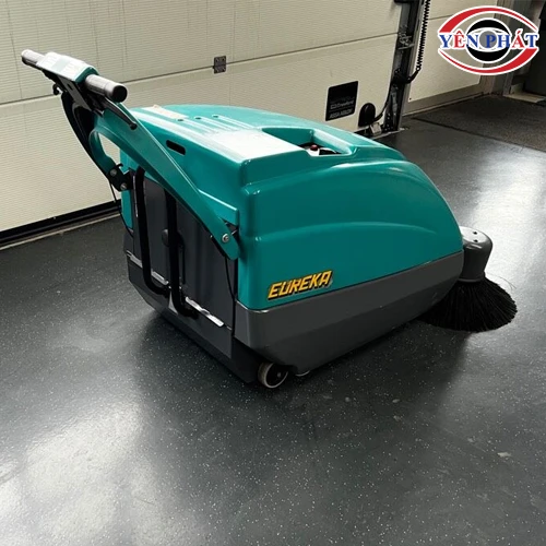 Xe quét rác nhà xưởng đẩy tay Kobra 550 EB 5