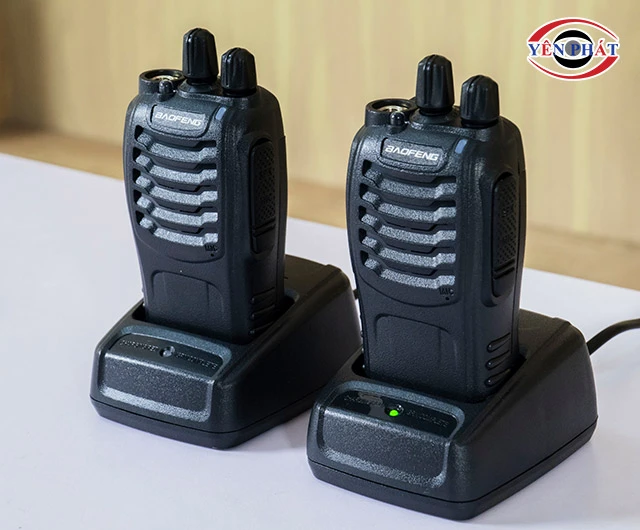 sạc pin bộ đàm đúng cách