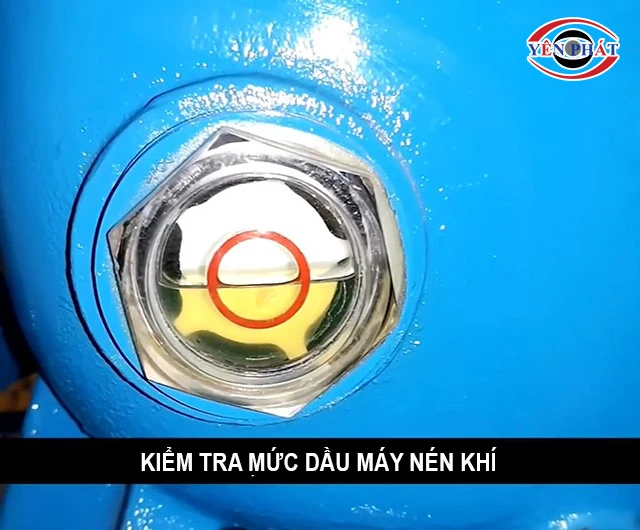 Kiểm tra mức dầu