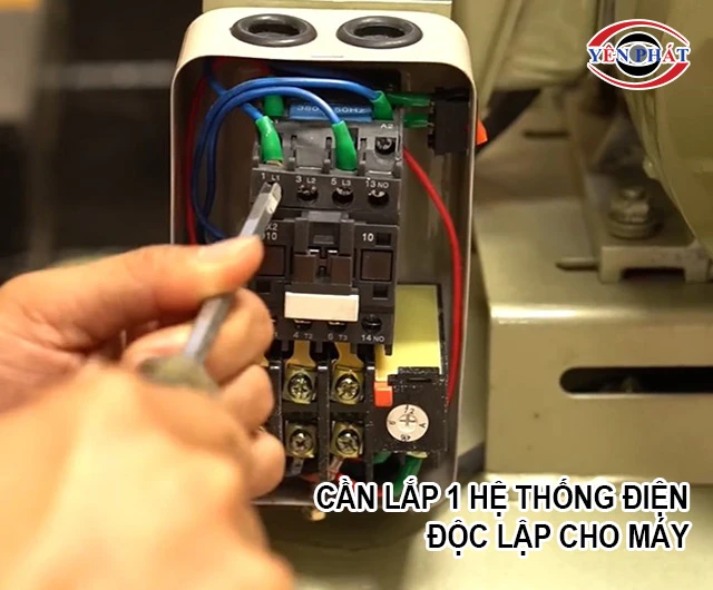 cần lắp 1 hệ thống điện độc lập cho máy 