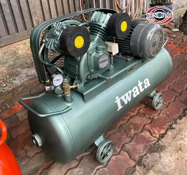 Máy nén khí Iwata piston