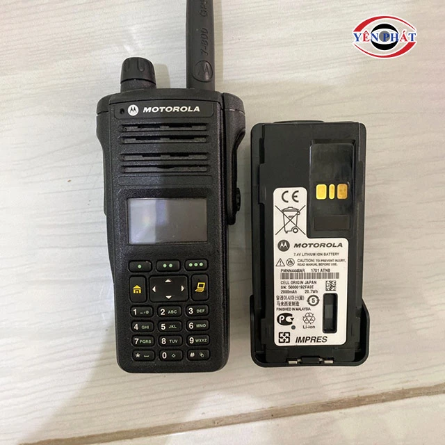 bộ đàm cầm tay Motorola APX 1000