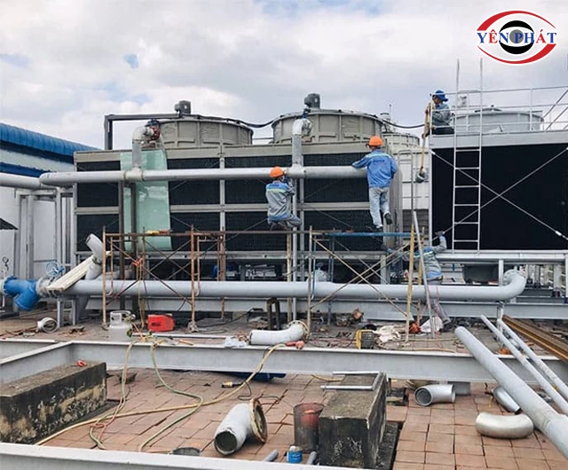 Lắp tháp giải nhiệt sai bị rung ồn