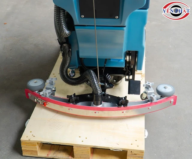 Cần gom nước máy chà sàn liên hợp Elerein E60