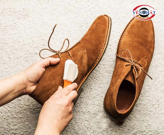 Top 11+ Cách đánh giày da lộn: Đơn giản, Hiệu quả nhất