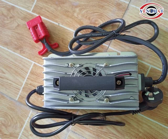 Lưu ý khi dùng sạc máy chà sàn