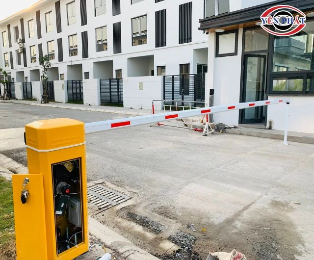 Cách lắp đặt barie công trường