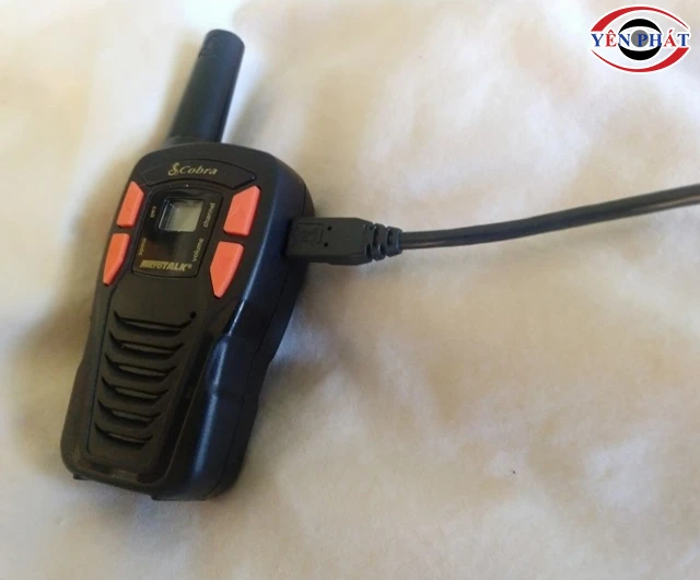 Cách sạc bộ đàm bộ sạc tiêu chuẩn