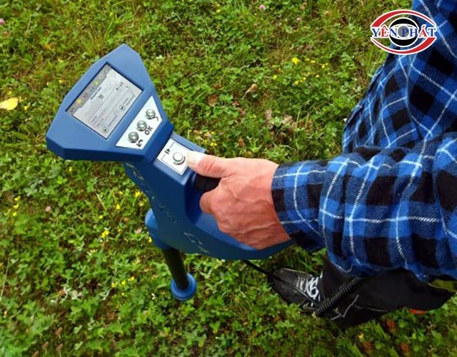 Máy dò tìm kim loại của Đức OKM Rover C4 3D