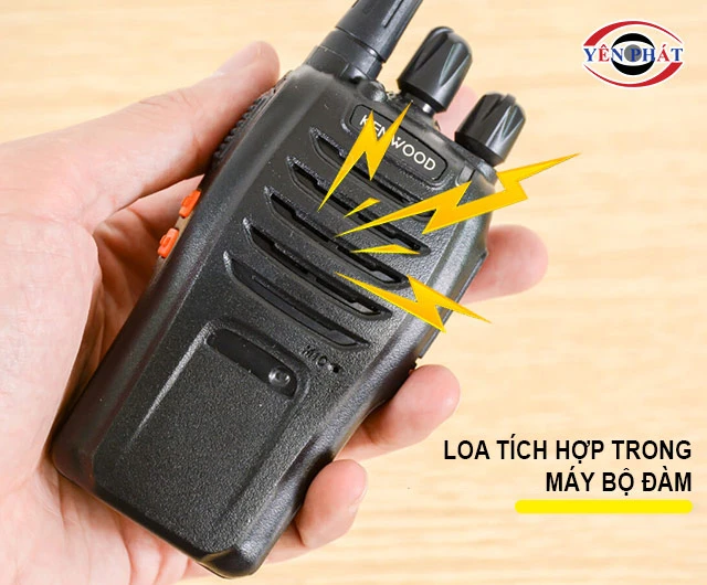 Loa tích hợp trong máy bộ đàm