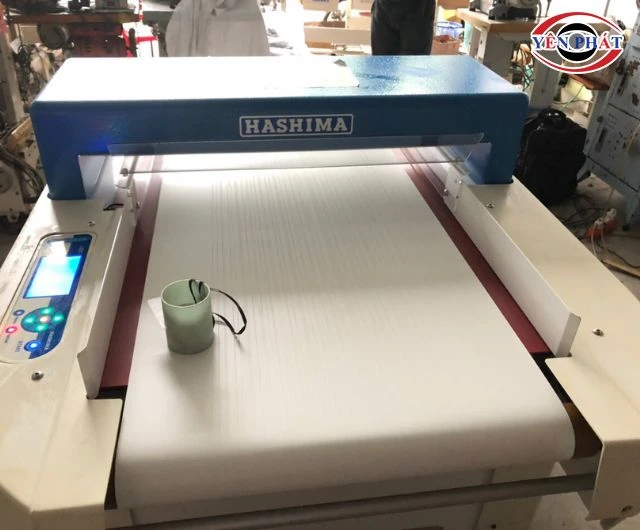 Máy dò kim trong may mặc có đầu dò chắc chắn