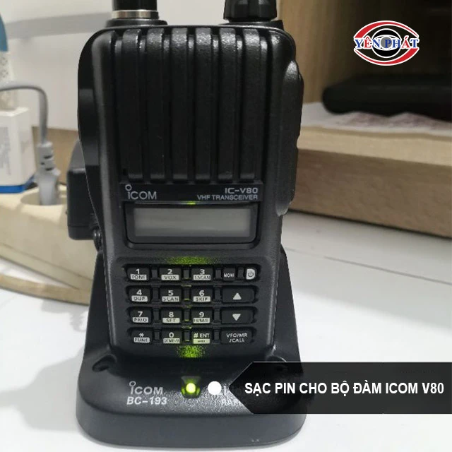 sạc pin cho máy bộ đàm Icom V80