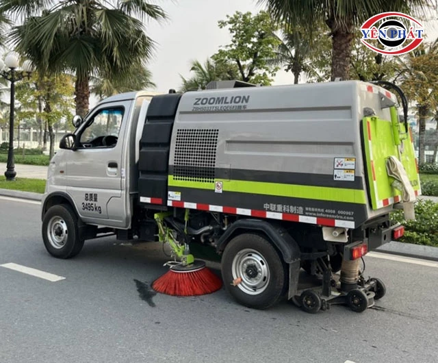 vận hành xe quét rác Zoomlion