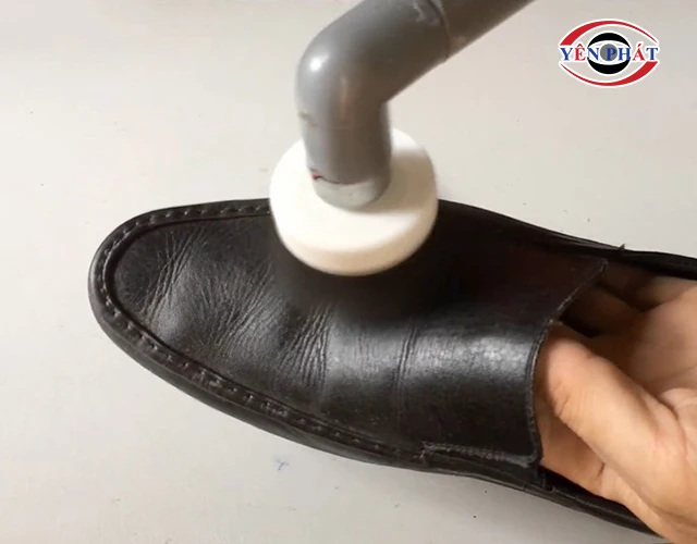 Chạy thử máy đánh giày