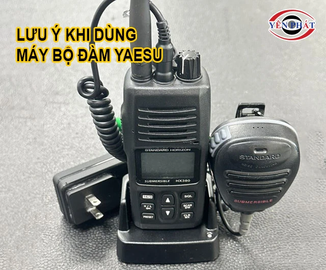 máy bộ đàm Yaesu